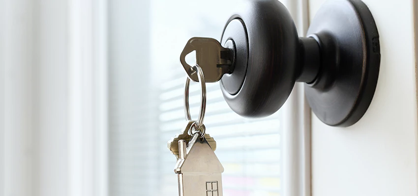 Bifold Door Knob Replacement in Campbell, California