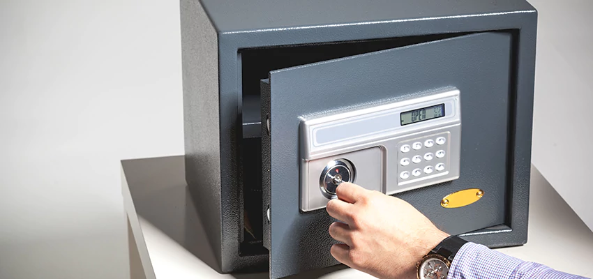 Jewelry Safe Unlocking Service in Campbell, California
